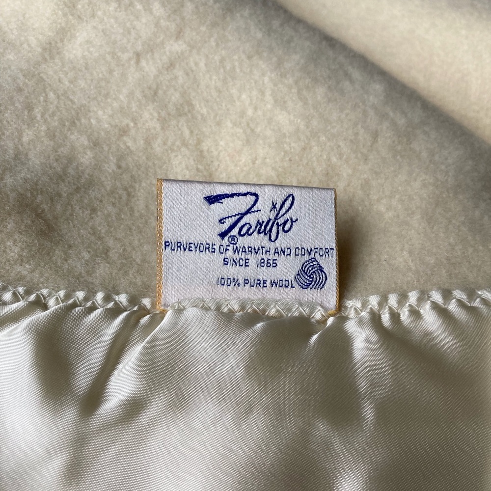 Vintage Blanket Cream/Ivory Wool 72x60